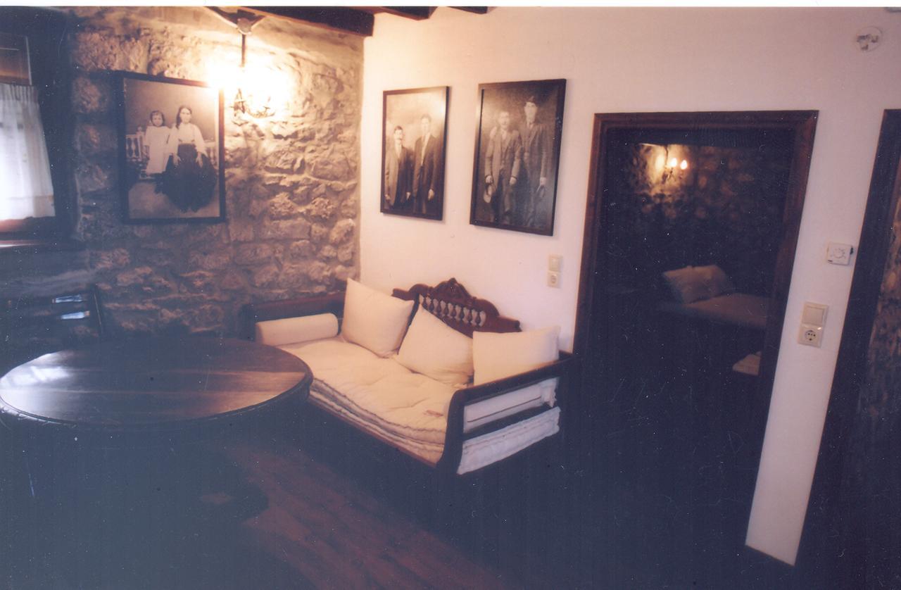 Tithoreans' Traditional Residences Exterior photo